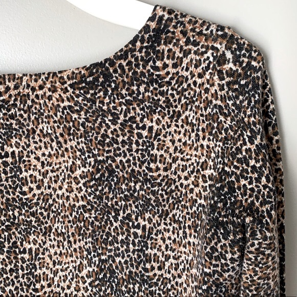 Guess by Marciano size M leopard cardigan - Picture 9 of 9